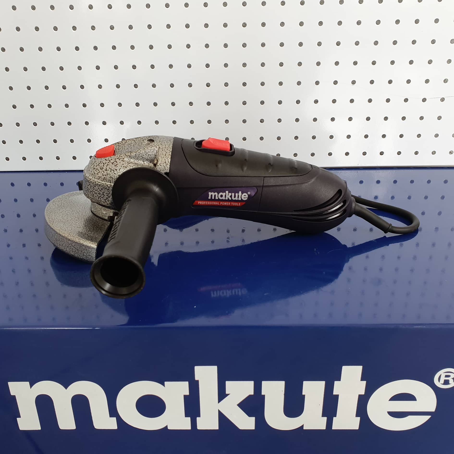 Kutna brusilica MAKUTE 125 mm